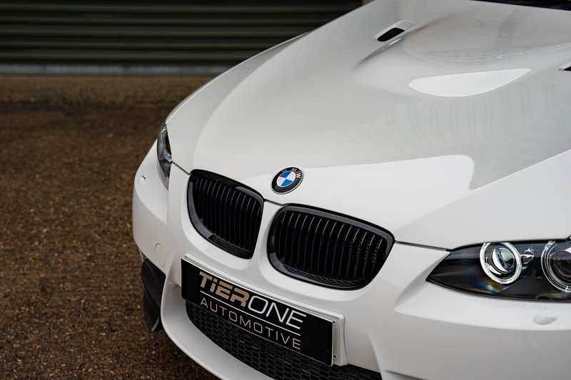 BMW M3 iV8 Competition - Large 24