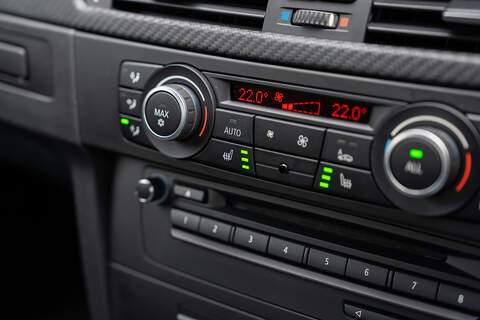 BMW M3 iV8 Competition - Large 13