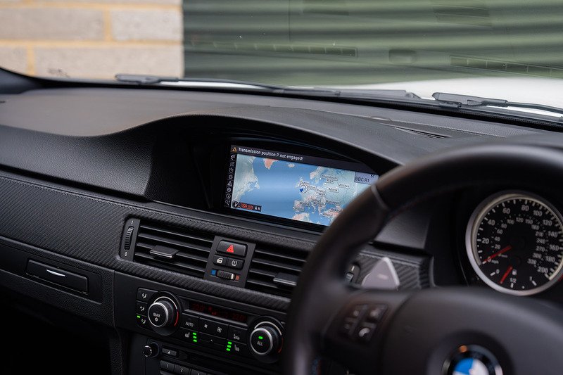 BMW M3 iV8 Competition - Large 17