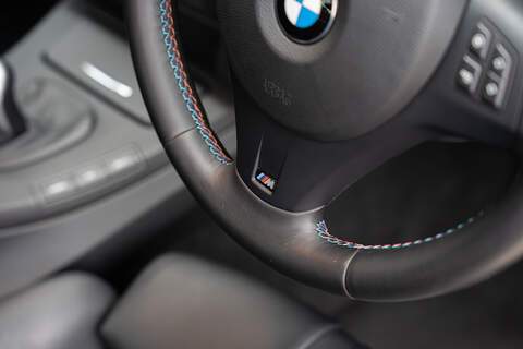 BMW M3 iV8 Competition - Large 34