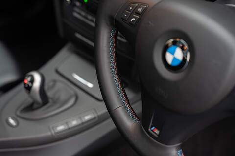 BMW M3 iV8 Competition - Large 27