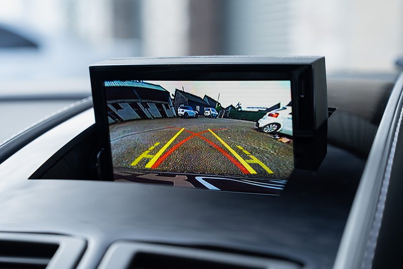 Aston Martin Vantage V8 - Large 22