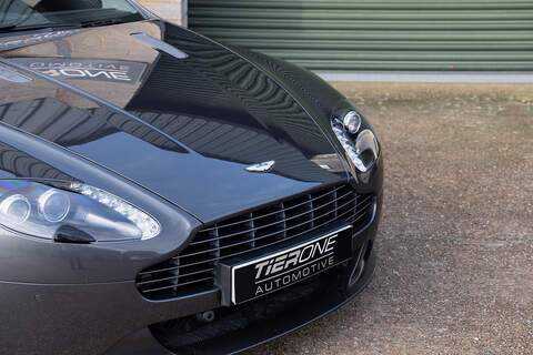 Aston Martin Vantage V8 - Large 36