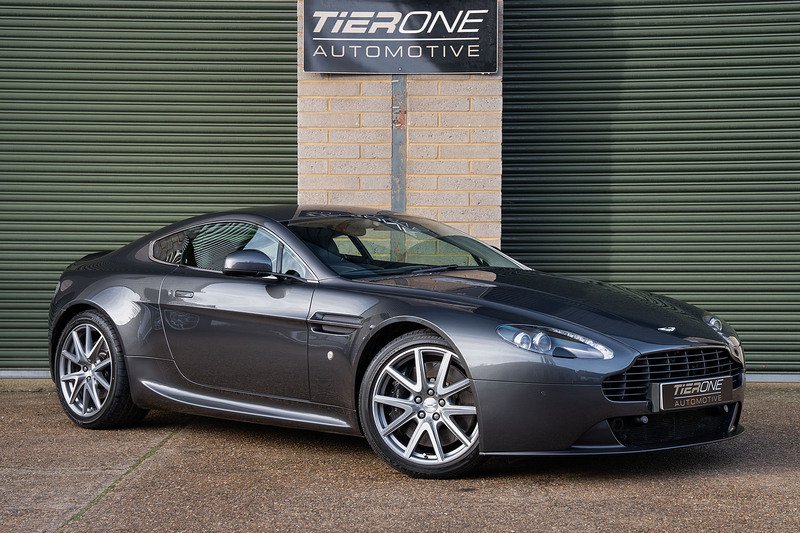 Aston Martin Vantage V8 - Large 7