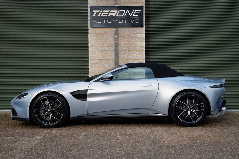 Aston Martin Vantage V8 - Large 9