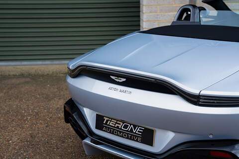 Aston Martin Vantage V8 - Large 26