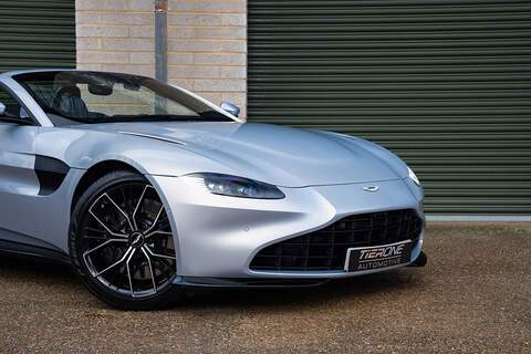 Aston Martin Vantage V8 - Large 40