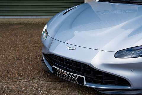 Aston Martin Vantage V8 - Large 44