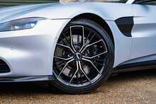 Aston Martin Vantage V8 - U819