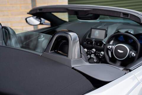 Aston Martin Vantage V8 - Large 19