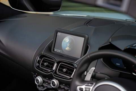 Aston Martin Vantage V8 - Large 33