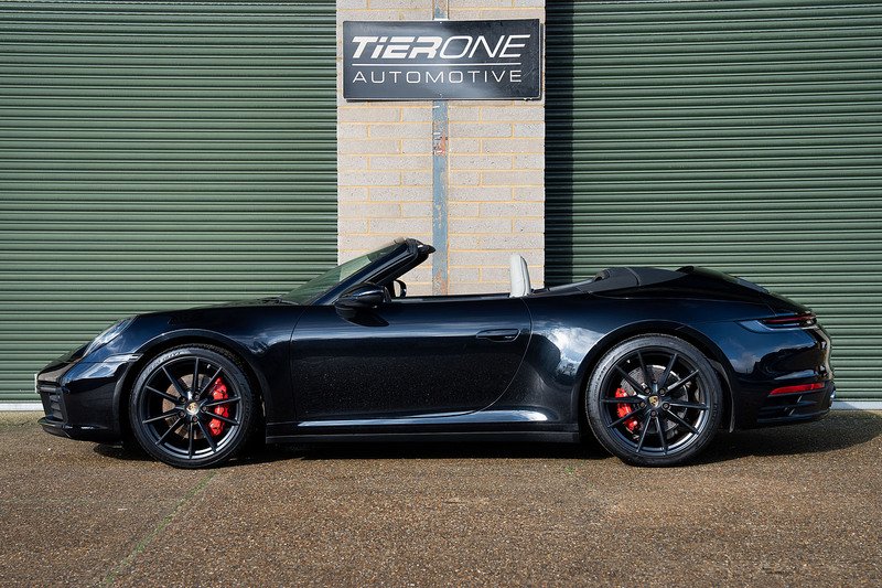 Porsche 911 T 992 Carrera 4S - Large 2