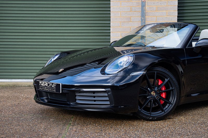 Porsche 911 T 992 Carrera 4S - Large 39