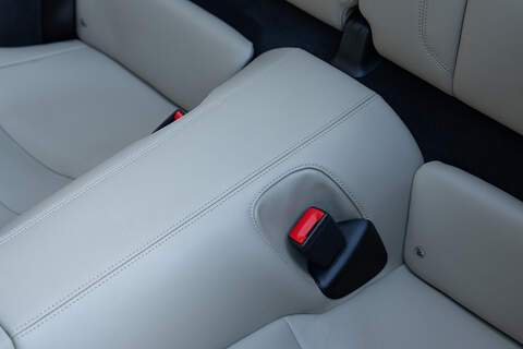 Porsche 911 T 992 Carrera 4S - Large 31