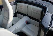 Porsche 911 T 992 Carrera 4S - U822