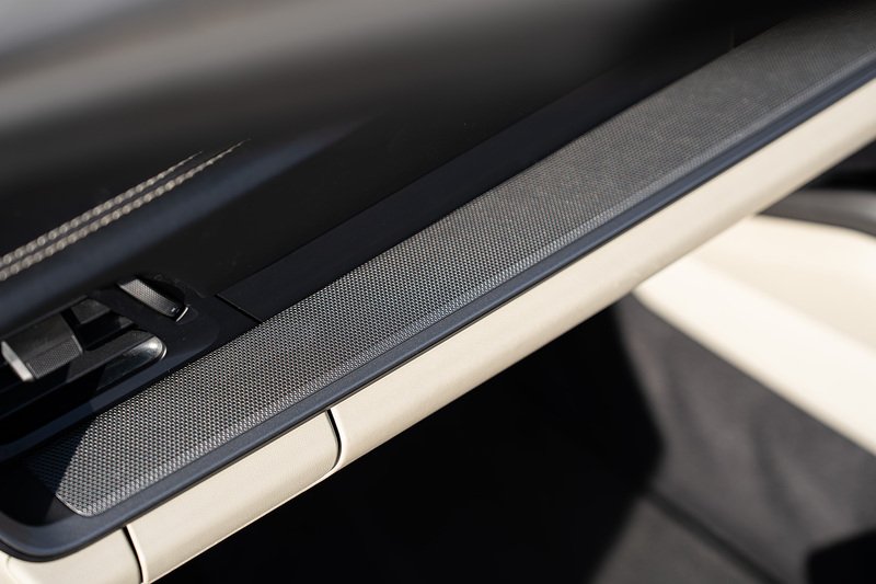 Porsche 911 T 992 Carrera 4S - Large 19