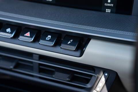 Porsche 911 T 992 Carrera 4S - Large 18