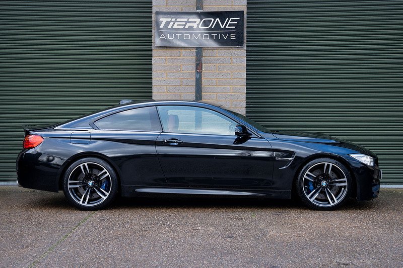 BMW M4 BiTurbo - Large 2