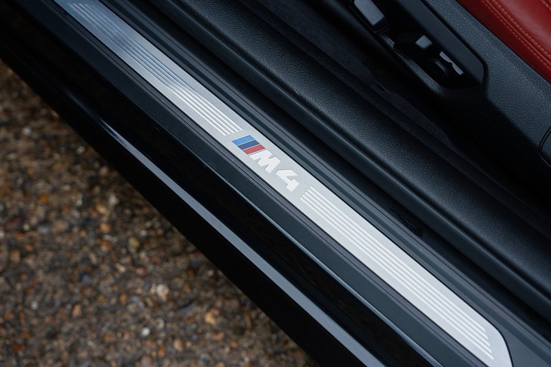 BMW M4 BiTurbo - Large 44