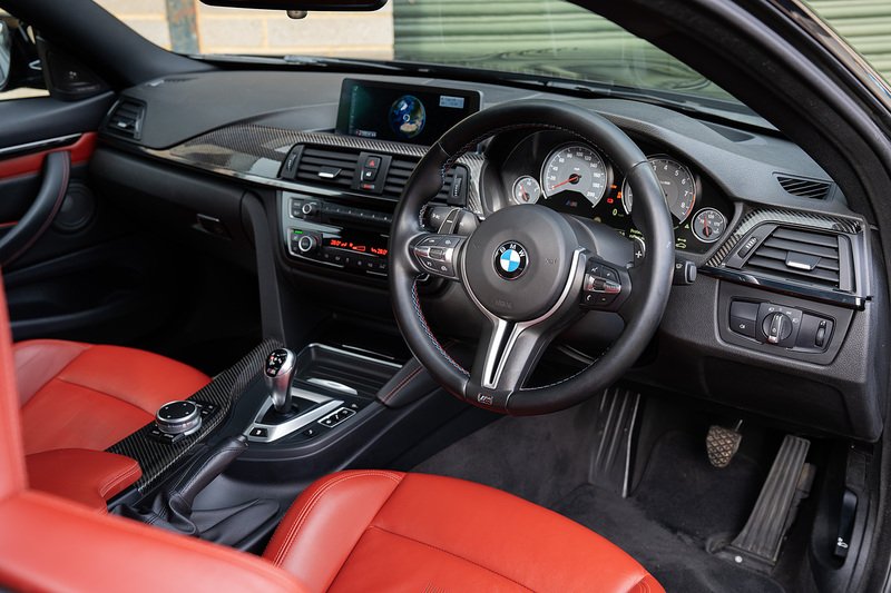 BMW M4 BiTurbo - Large 39