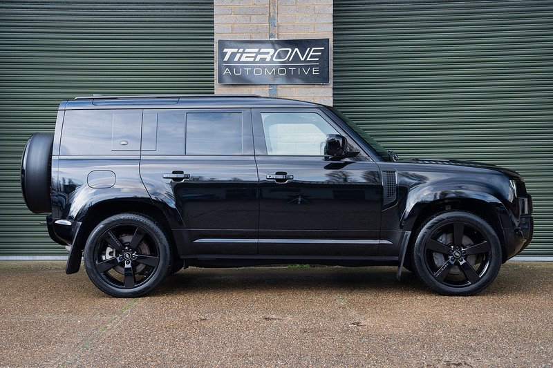 Land Rover Defender 110 D250 MHEV X-Dynamic SE - Large 2