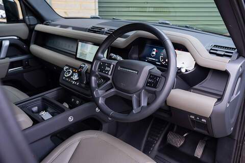 Land Rover Defender 110 D250 MHEV X-Dynamic SE - Large 29