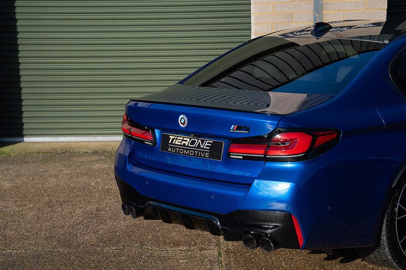 BMW M5 i V8 Competition - Large 59