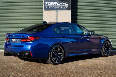 BMW M5 i V8 Competition - Large 1