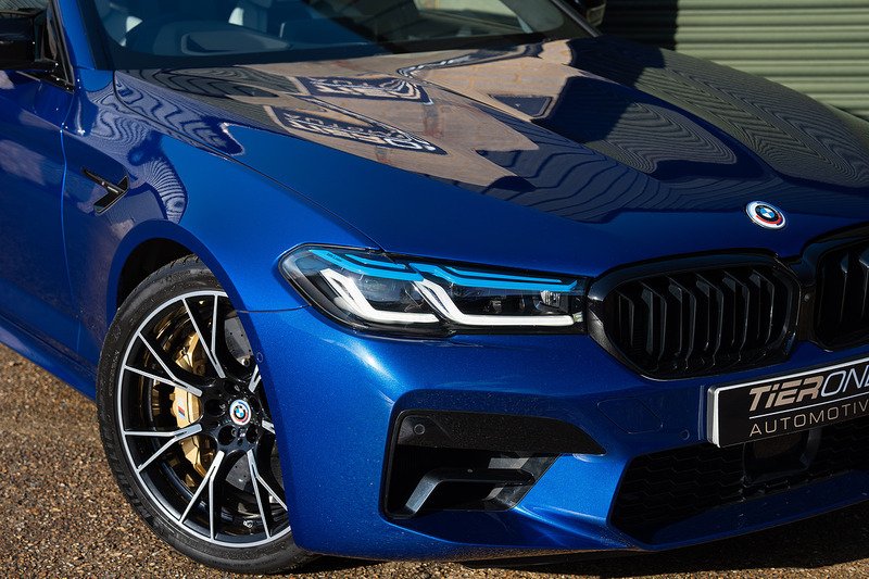 BMW M5 i V8 Competition - Large 32
