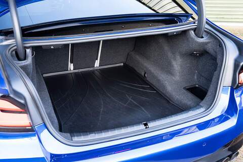 BMW M5 i V8 Competition - Large 60