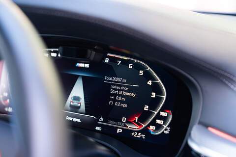 BMW M5 i V8 Competition - Large 36