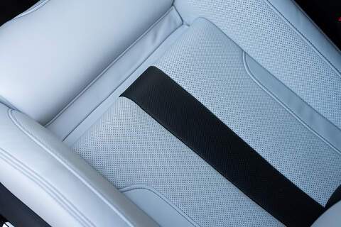 BMW M5 i V8 Competition - Large 40