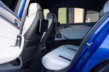 BMW M5 i V8 Competition - U826