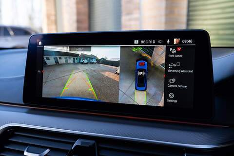 BMW M5 i V8 Competition - Large 44