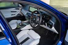 BMW M5 i V8 Competition - U826