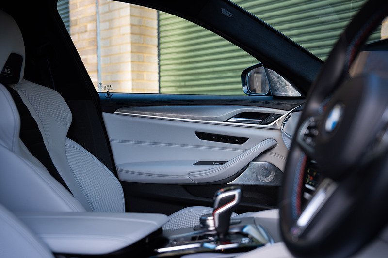 BMW M5 i V8 Competition - Large 20