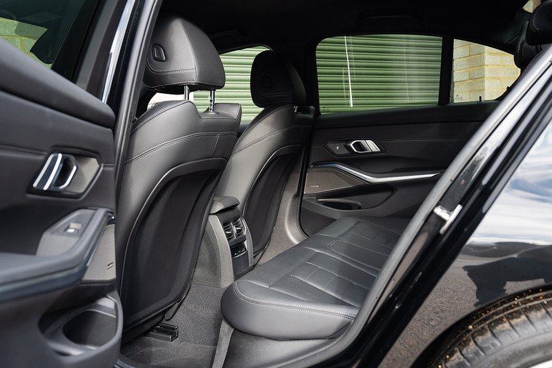 BMW 3 Series M340d MHT - Large 22