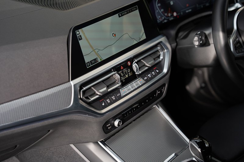 BMW 3 Series M340d MHT - Large 26