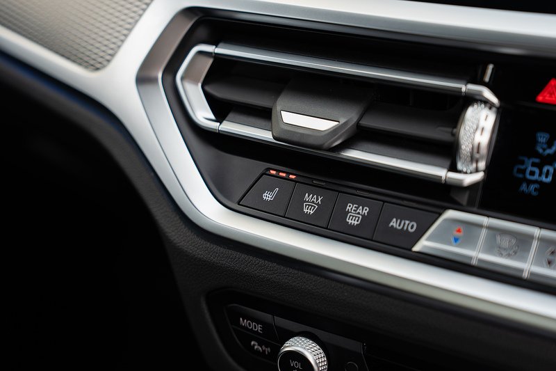 BMW 3 Series M340d MHT - Large 16