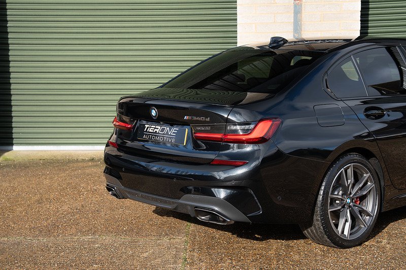 BMW 3 Series M340d MHT - Large 35
