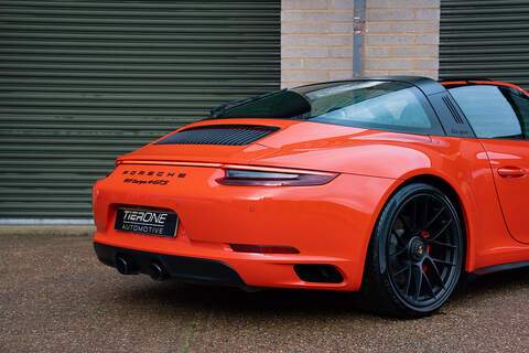 Porsche 911 T 991 4 GTS - Large 47