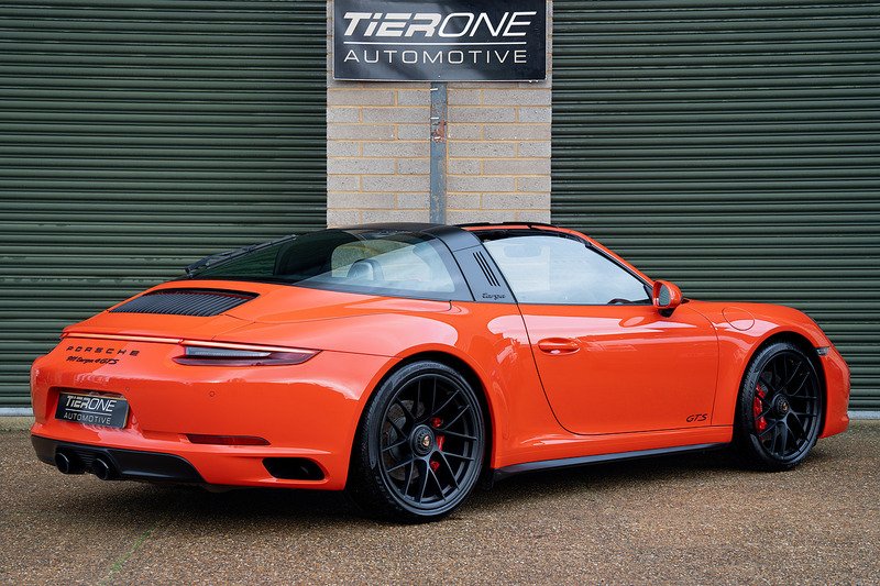 Porsche 911 T 991 4 GTS - Large 1
