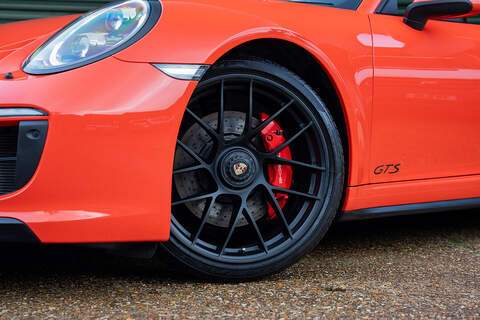 Porsche 911 T 991 4 GTS - Large 52