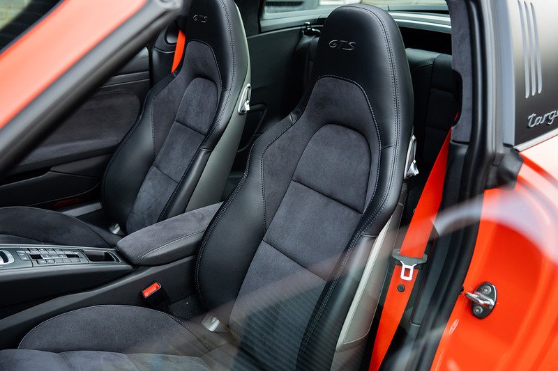 Porsche 911 T 991 4 GTS - Large 12