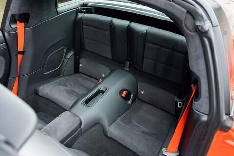 Porsche 911 T 991 4 GTS - Large 11