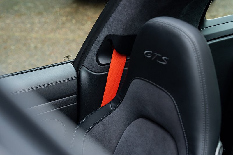 Porsche 911 T 991 4 GTS - Large 13