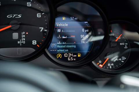 Porsche 911 T 991 4 GTS - Large 42