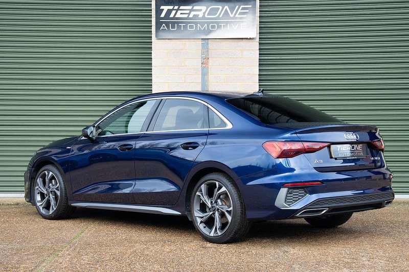 Audi A3 TFSI S line - Large 8