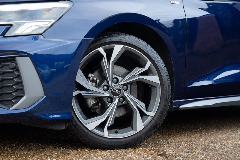 Audi A3 TFSI S line - Large 6