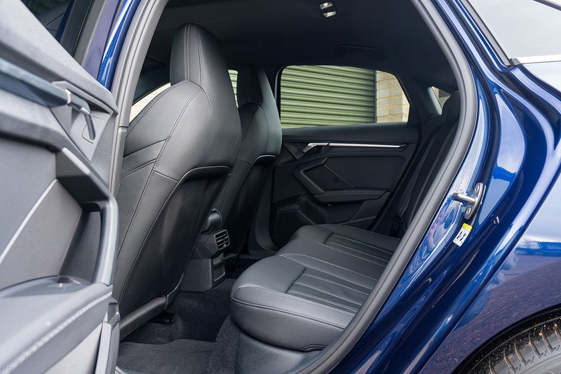 Audi A3 TFSI S line - Large 13